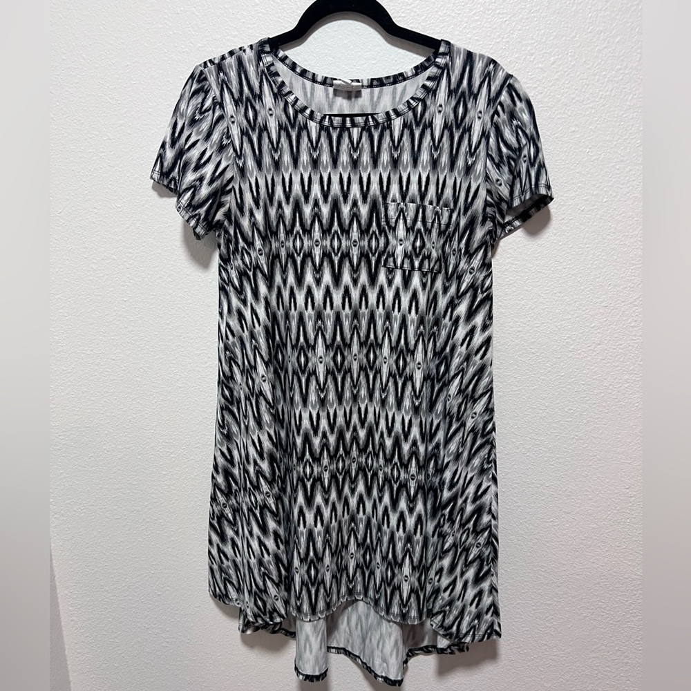Lularoe Black and White T-Shirt Dress Size Medium
